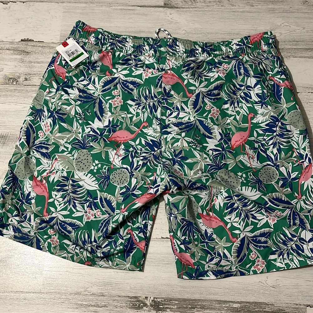 Izod Flamingo Swim Trunks Size Large NWT - Picture 5 of 11